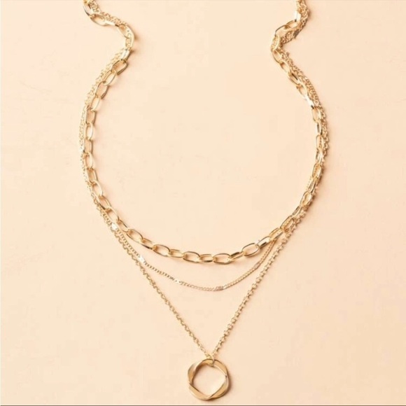 GOLD Layered Necklace Set of 3 - Picture 4 of 4